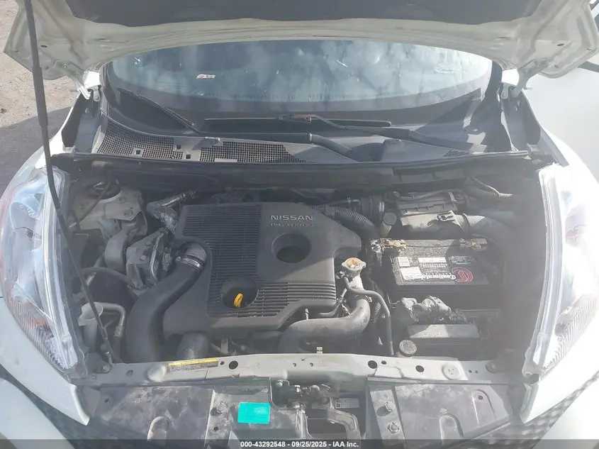 2011 NISSAN JUKE SV