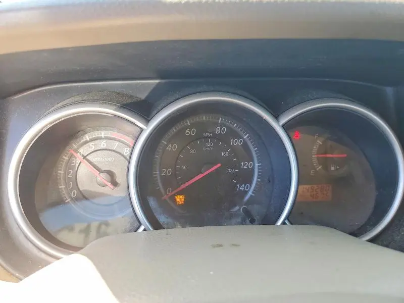 2010 NISSAN VERSA 1.8 S  