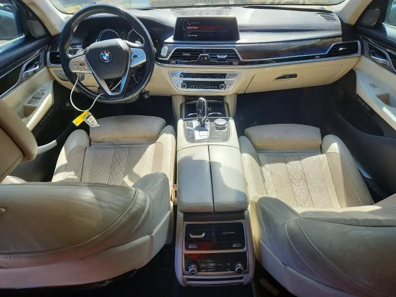 2016 BMW 750 XI  