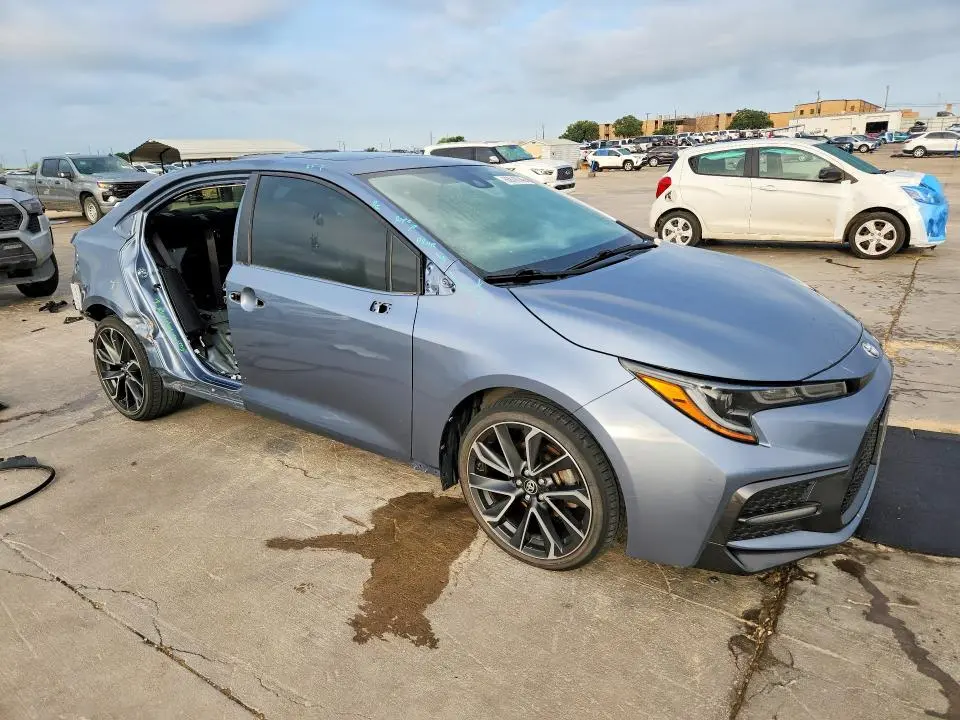 2021 TOYOTA COROLLA SE  