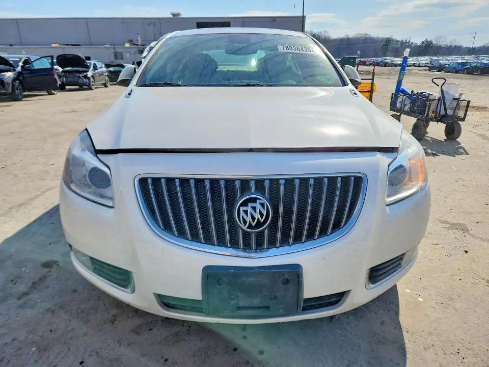 2013 BUICK REGAL PREMIUM  