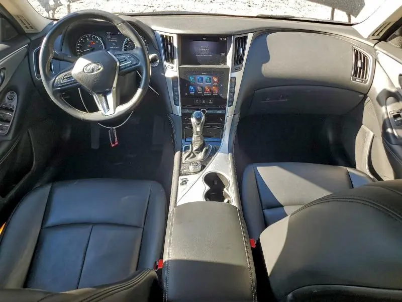 2021 INFINITI Q50 LUXE  