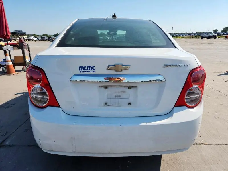 2016 CHEVROLET SONIC LT  