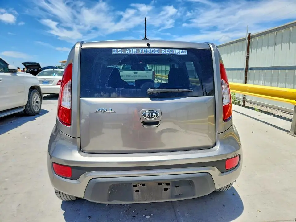 2013 KIA SOUL BASE  