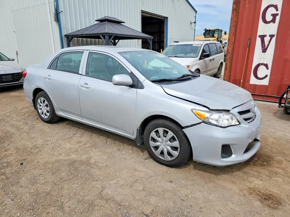 2013 TOYOTA COROLLA   
