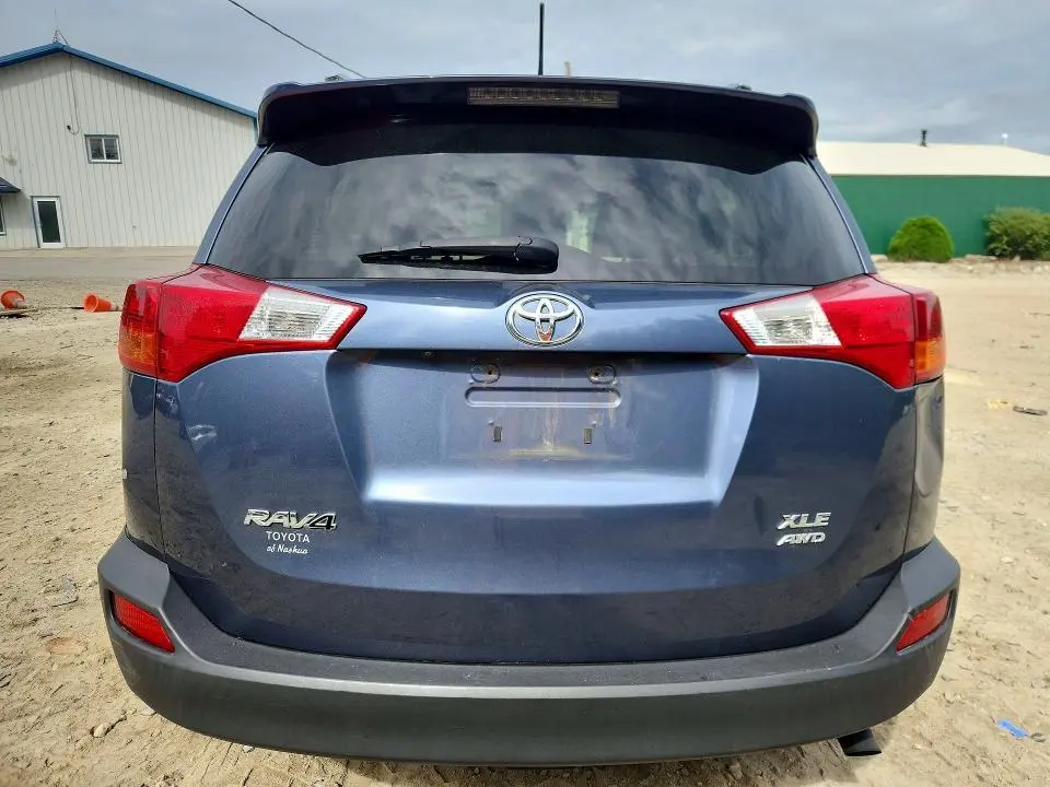2014 TOYOTA RAV4 XLE  
