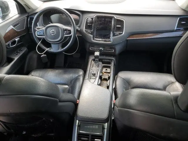 2016 VOLVO XC90 T6  