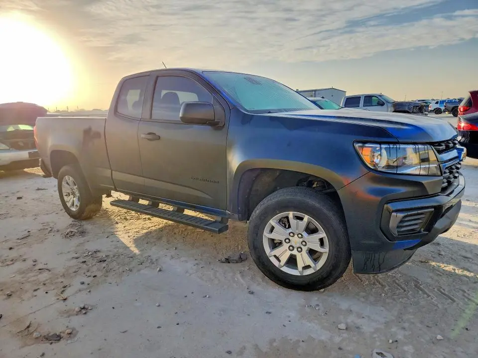 2021 CHEVROLET COLORADO LT  