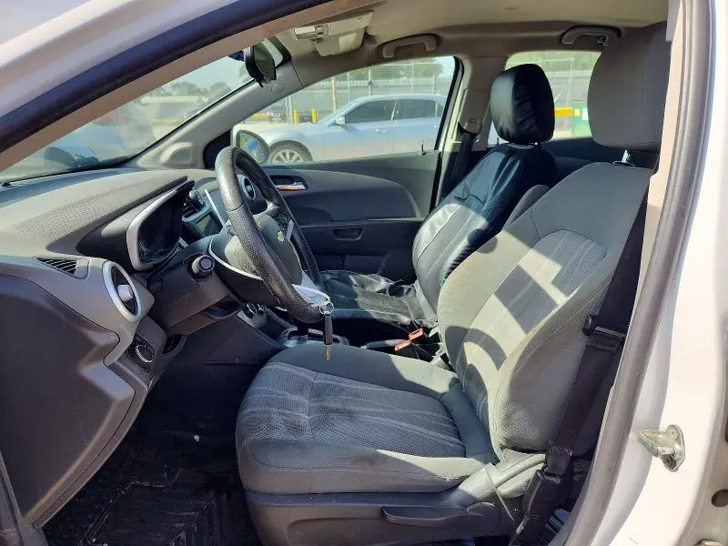 2018 CHEVROLET SONIC LT  