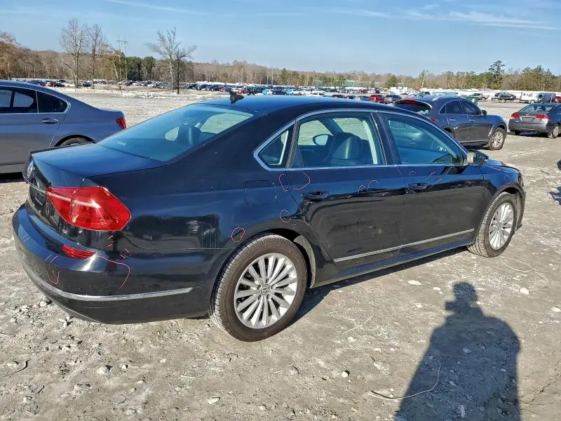 2016 VOLKSWAGEN PASSAT SE  
