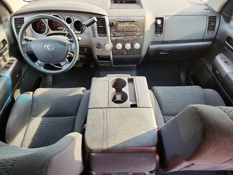 2011 TOYOTA TUNDRA CREWMAX SR5  