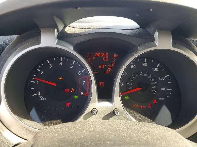 2012 NISSAN JUKE S  