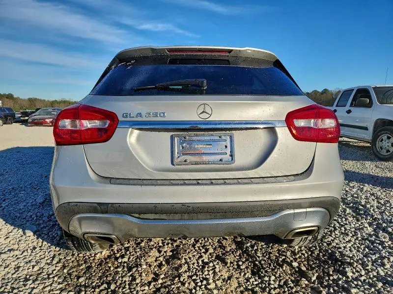 2018 MERCEDES-BENZ GLA 250  