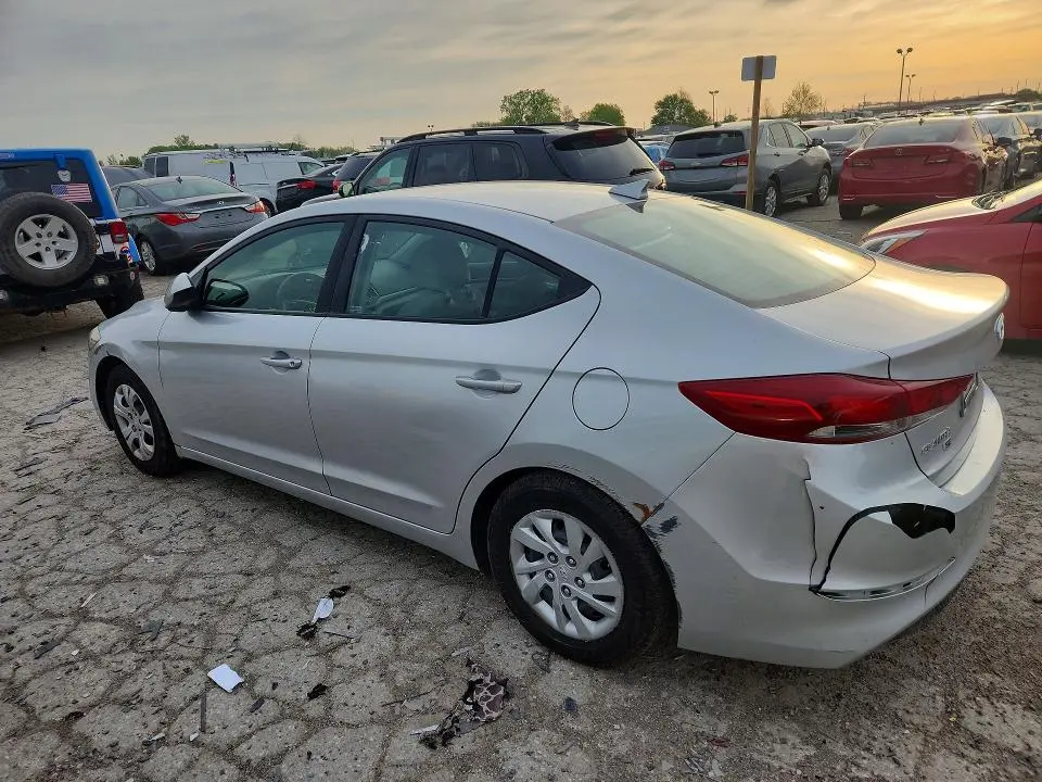 2017 HYUNDAI ELANTRA SE  