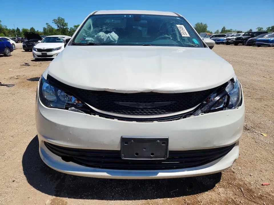 2019 CHRYSLER PACIFICA L  