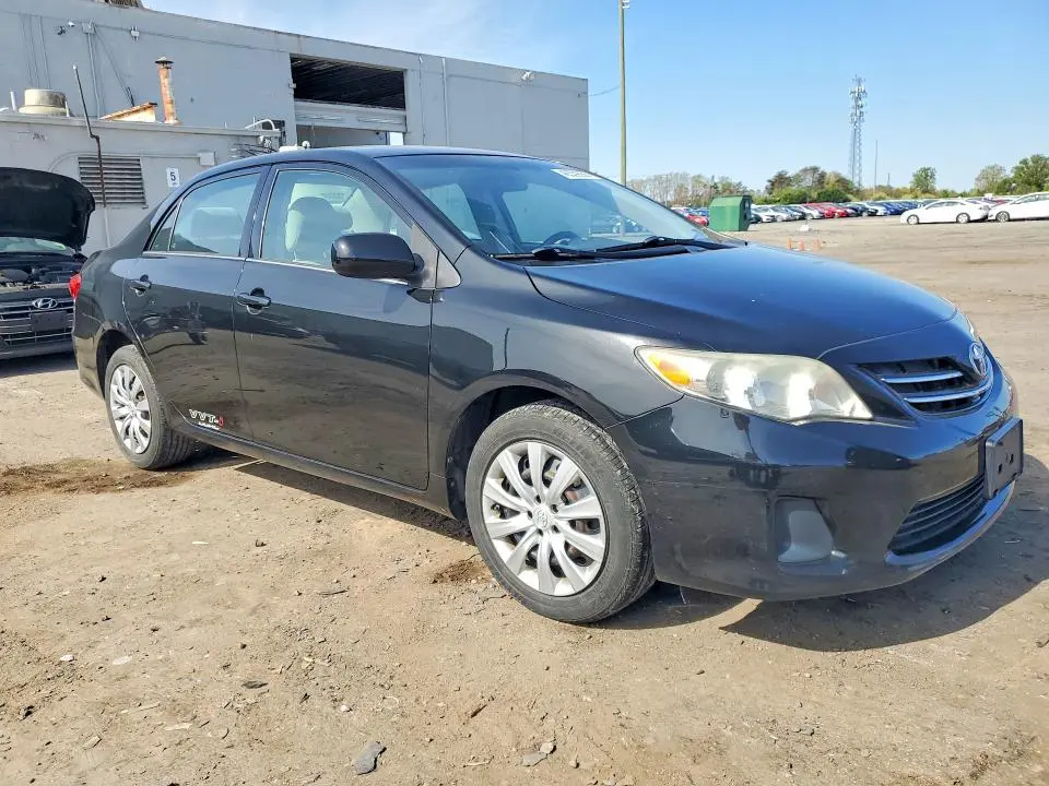 2013 TOYOTA COROLLA LE  