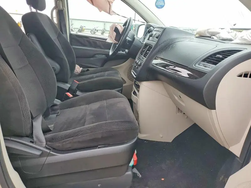 2013 DODGE GRAND CARA   