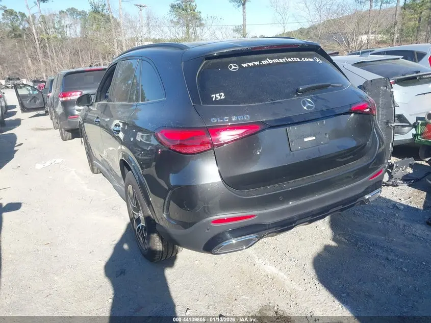 2025 MERCEDES-BENZ GLC 300 SUV