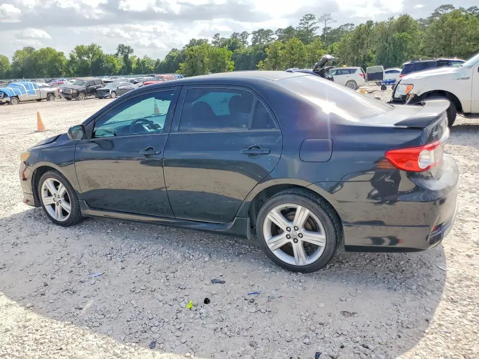 2013 TOYOTA COROLLA S  