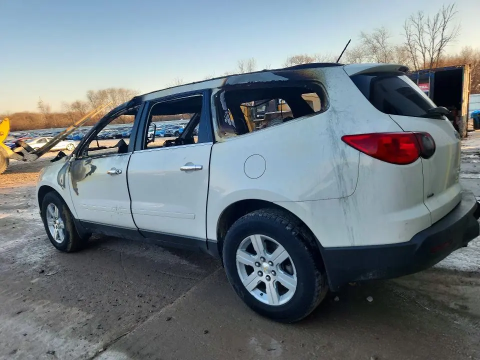 2010 CHEVROLET TRAVERSE LT  