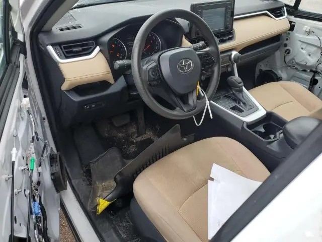 2020 TOYOTA RAV4 LE  