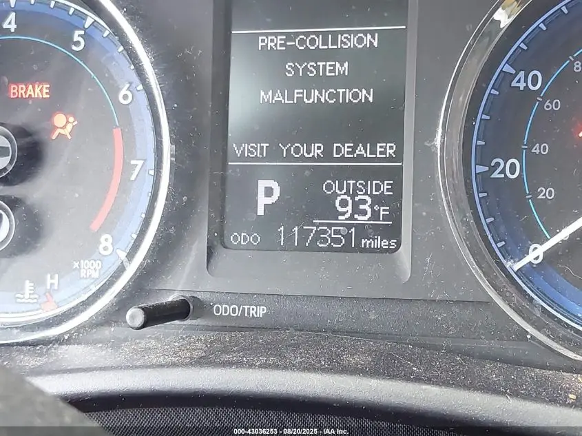 2019 TOYOTA COROLLA LE