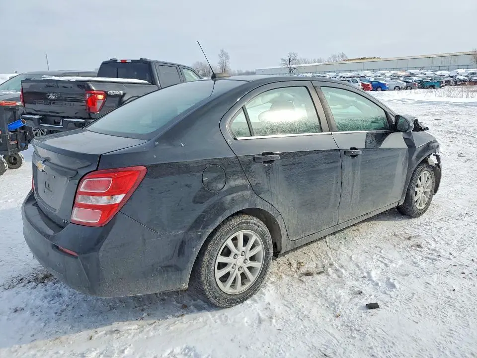 2020 CHEVROLET SONIC LT  