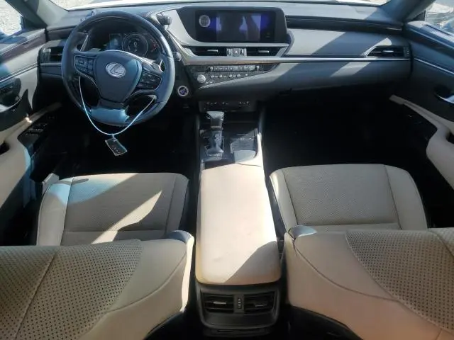 2021 LEXUS ES 300H  