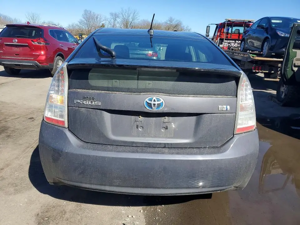 2011 TOYOTA PRIUS TWO  