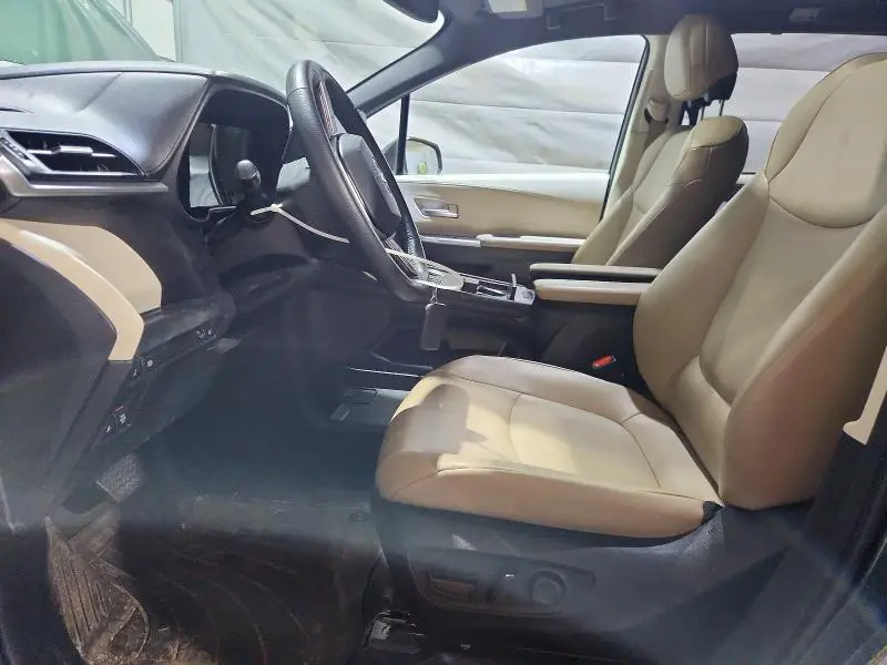 2021 TOYOTA SIENNA   