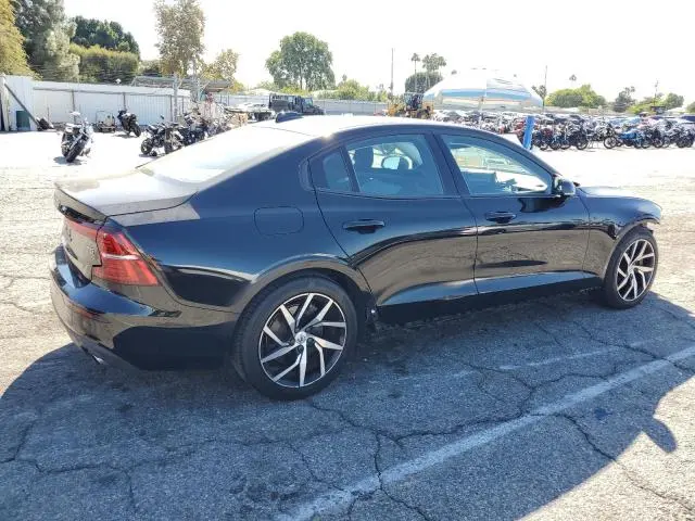 2020 VOLVO S60 T5 MOMENTUM  