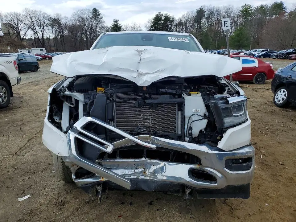 2019 RAM 1500 LARAMIE  