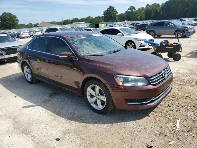 2013 VOLKSWAGEN PASSAT SE  