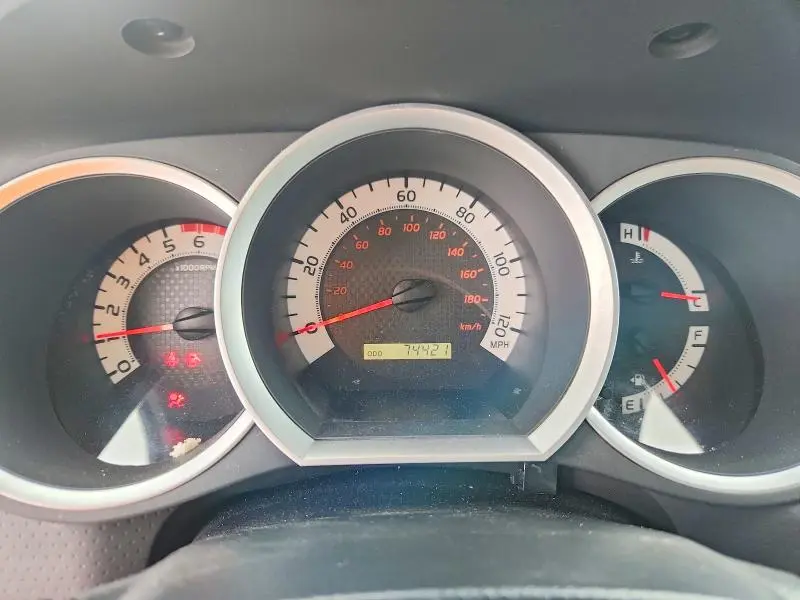2015 TOYOTA TACOMA V6  
