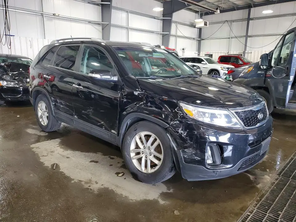 2015 KIA SORENTO LX  