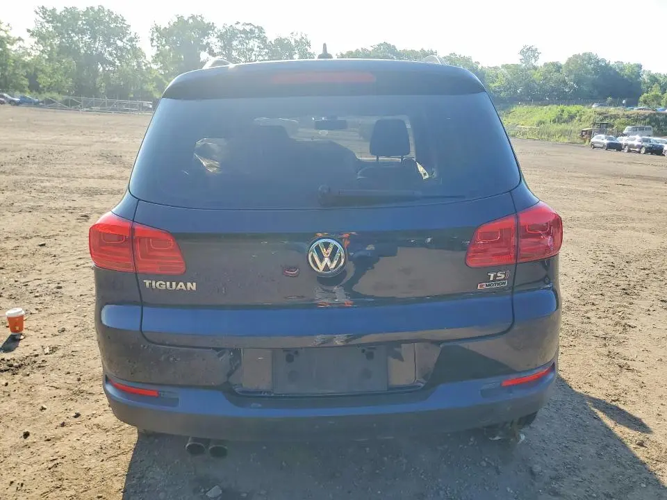 2017 VOLKSWAGEN TIGUAN S  