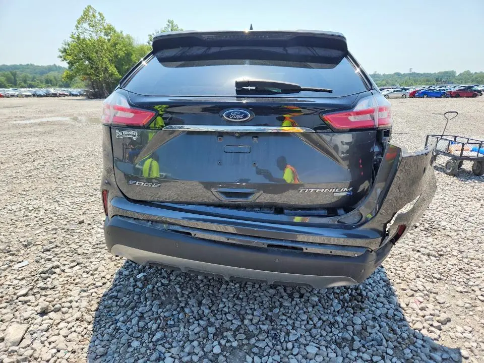 2019 FORD EDGE TITANIUM  