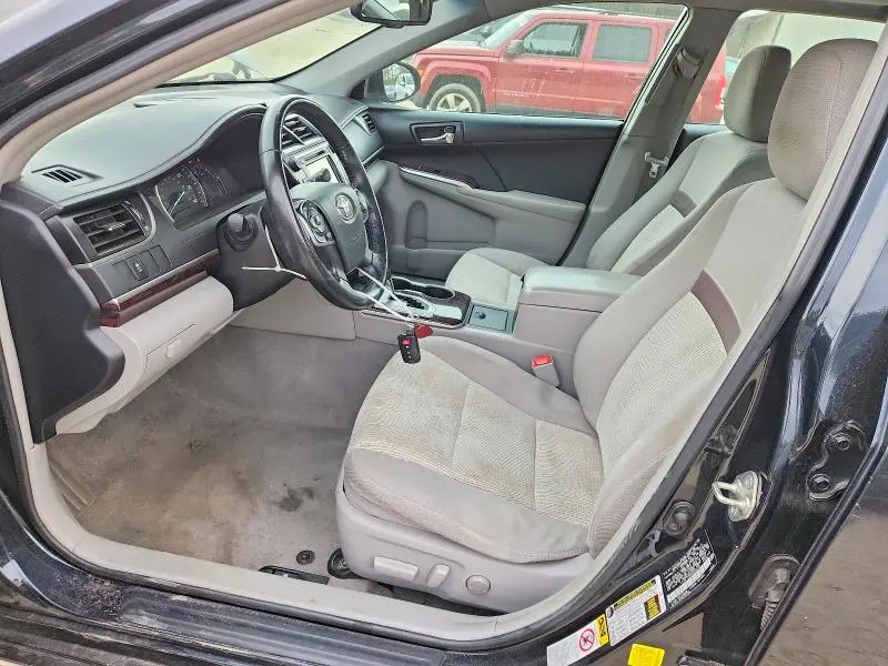 2014 TOYOTA CAMRY XLE  