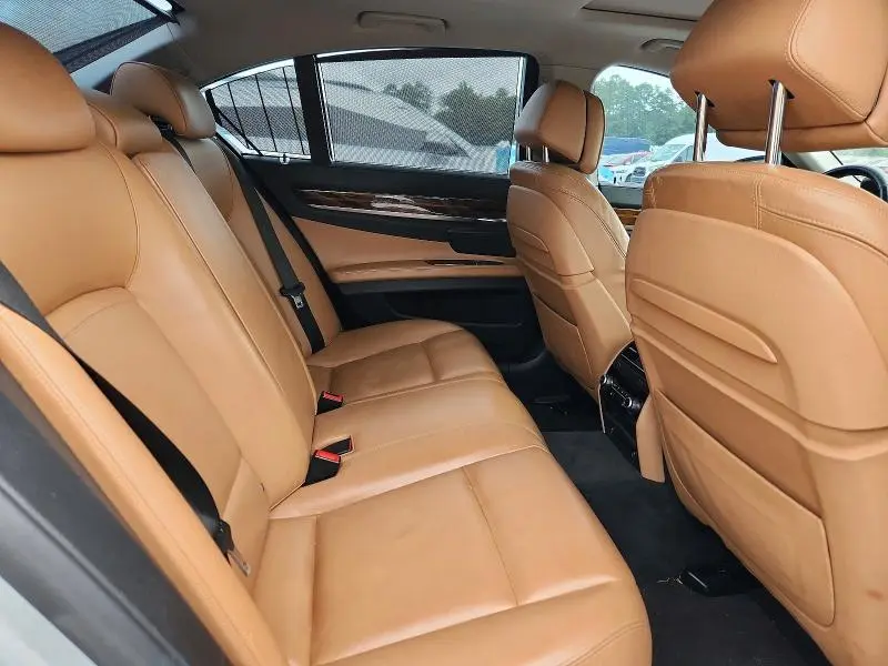 2013 BMW 750 I  