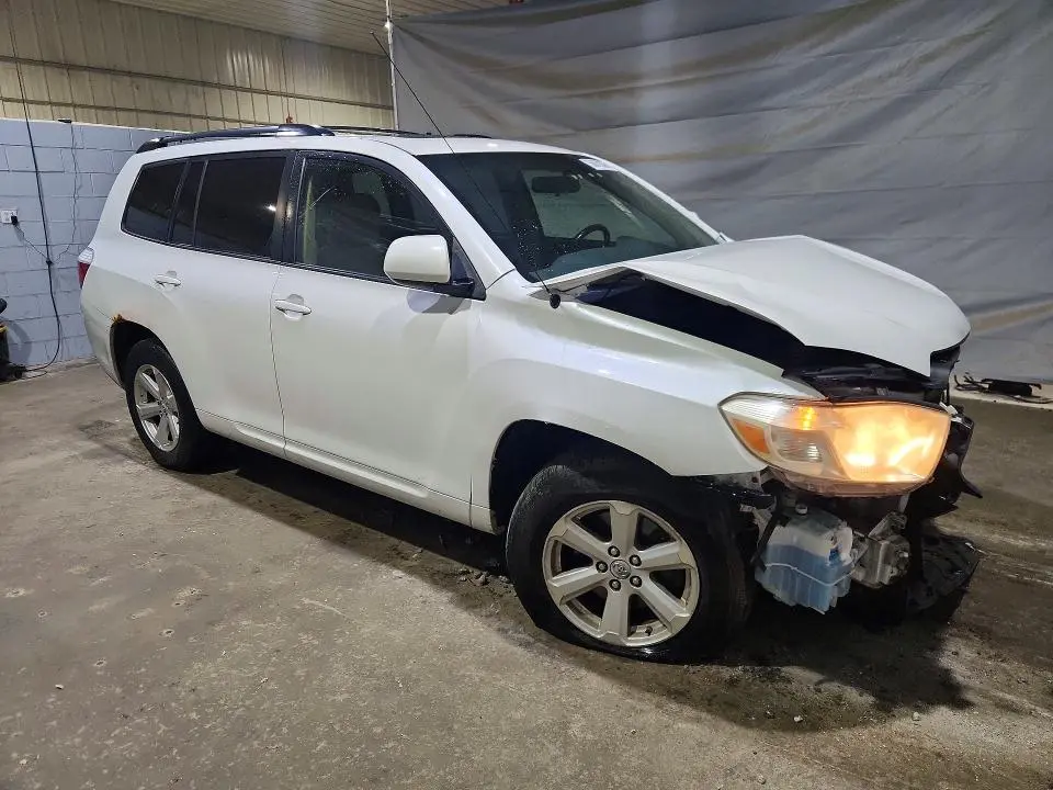2010 TOYOTA HIGHLANDER BASE  