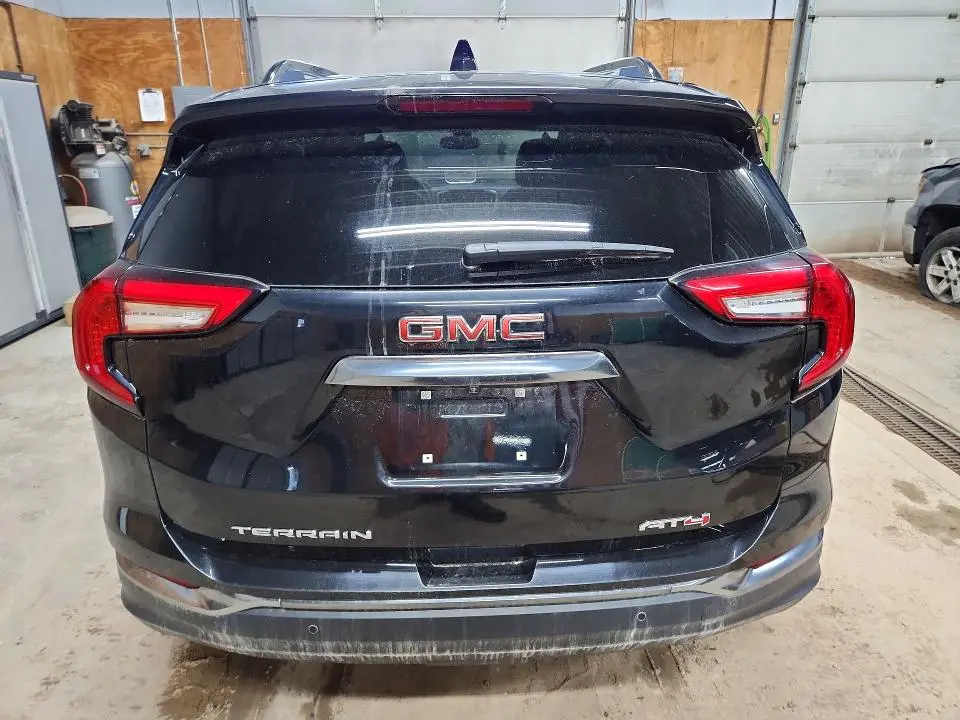 2024 GMC TERRAIN AT4  