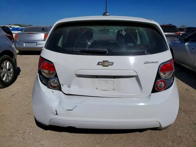 2015 CHEVROLET SONIC LS  
