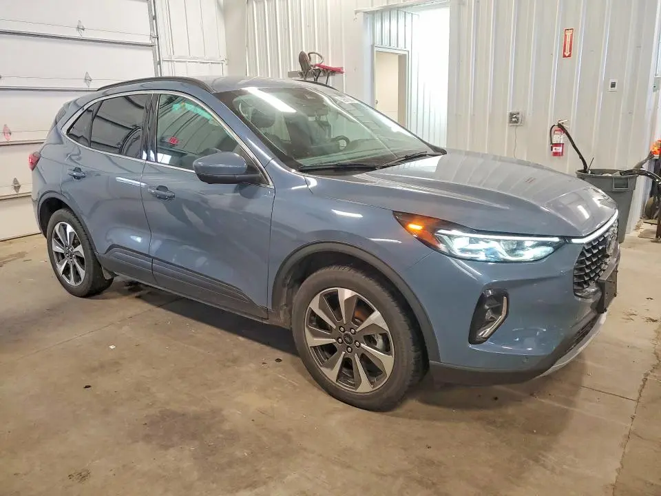 2023 FORD ESCAPE   