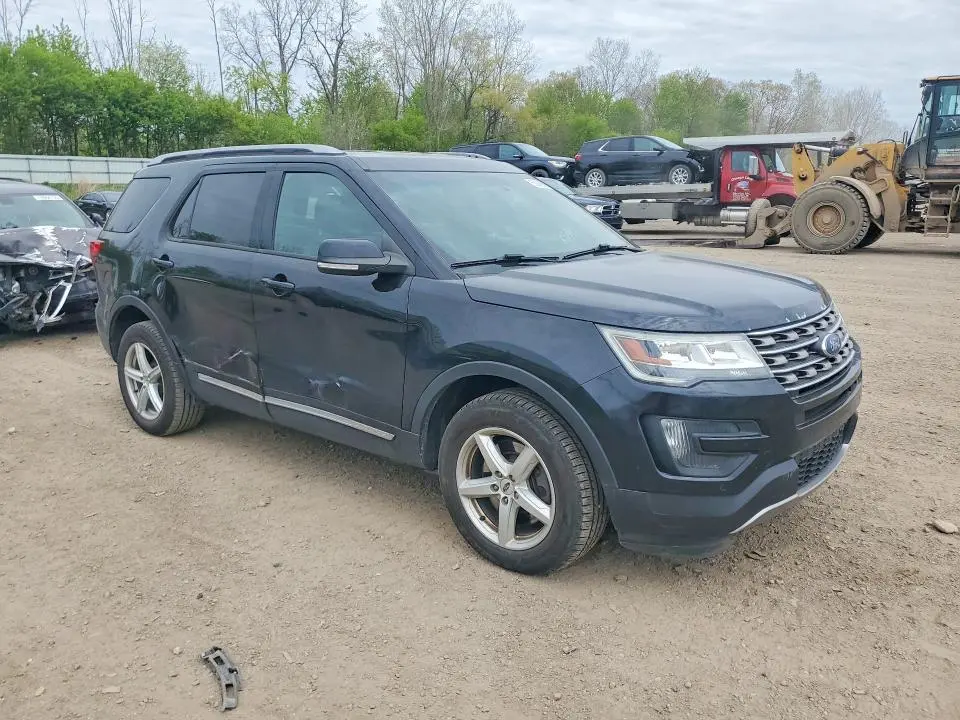 2016 FORD EXPLORER XLT  