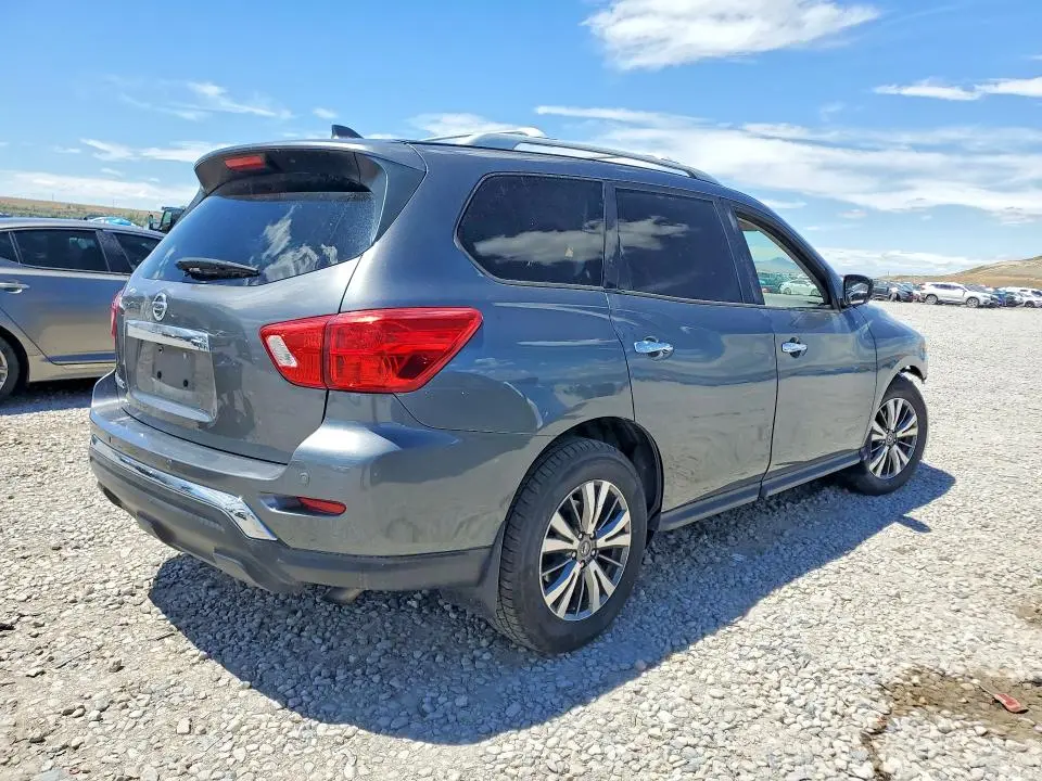 2019 NISSAN PATHFINDER S  