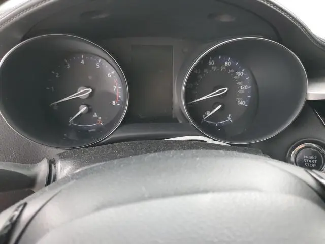 2021 TOYOTA C-HR XLE  