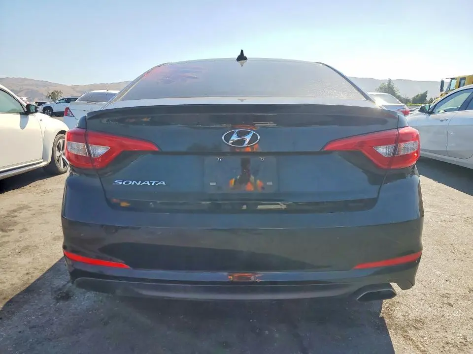 2016 HYUNDAI SONATA SE  