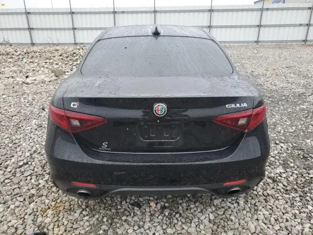 2017 ALFA ROMEO GIULIA TI Q4  