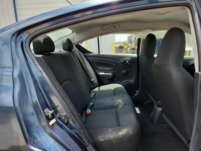 2017 NISSAN VERSA S  