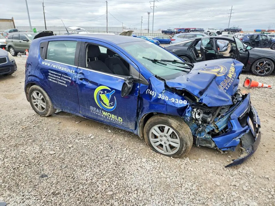 2014 CHEVROLET SONIC LT  